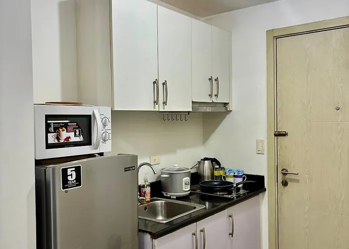 Resort-style Living In Makati Apartment