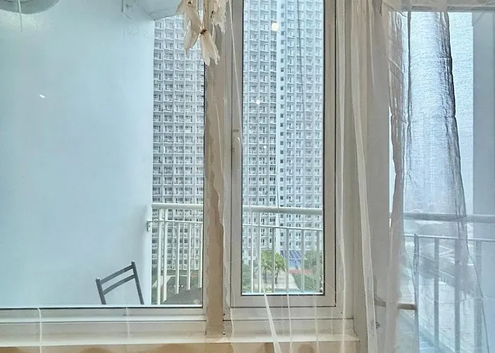 Apartment Resort-style Living In Makati *